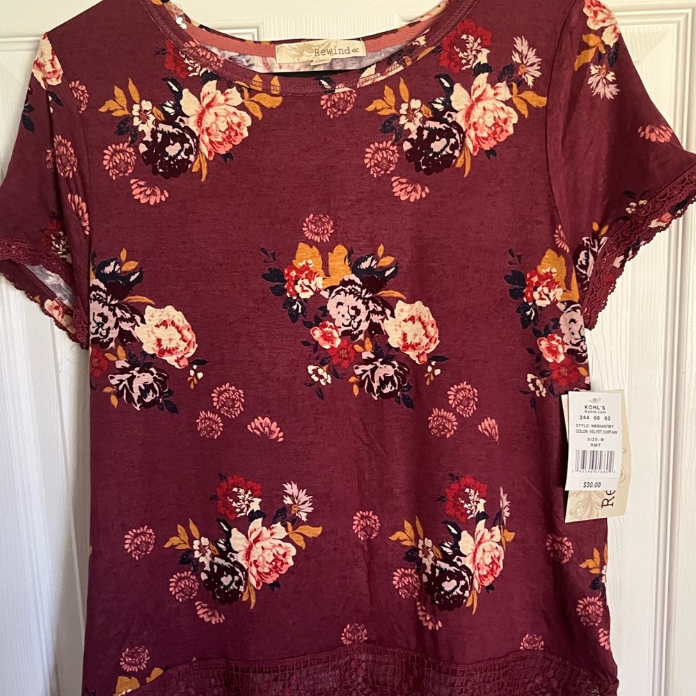 Maroon floral shirt with lace bottom trim - Picture 1 of 3